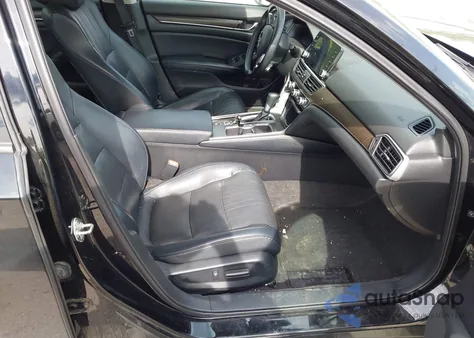 2018 Honda Accord Touring from USA, damaged, VIN 1HGCV1F90JA107010